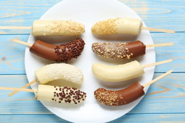 Muz çikolata kaplı