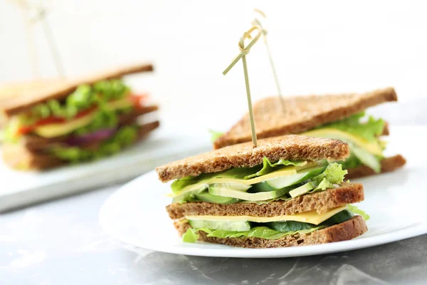 Leckere und frische Sandwiches — Stockfoto