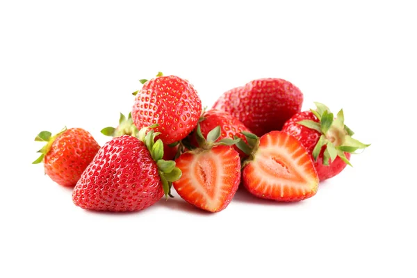 Erdbeeren isoliert auf einem weißen — Stockfoto