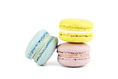 Fransız renkli macarons izole