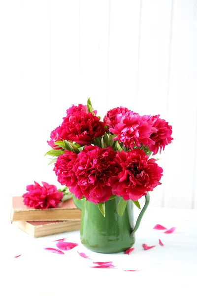 Bouquet of red peony flowers — Stock Photo, Image