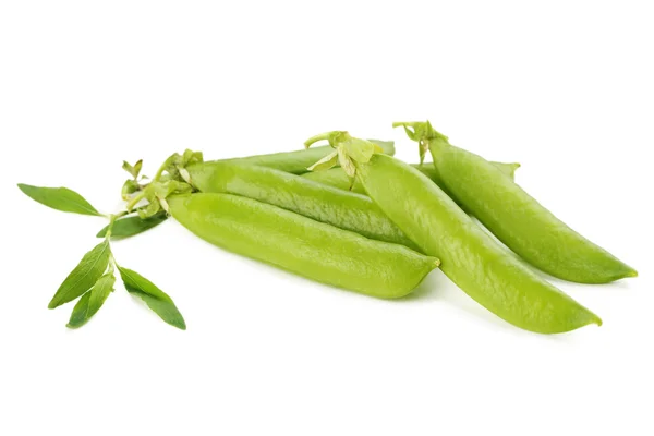 Groene erwten geïsoleerd — Stockfoto