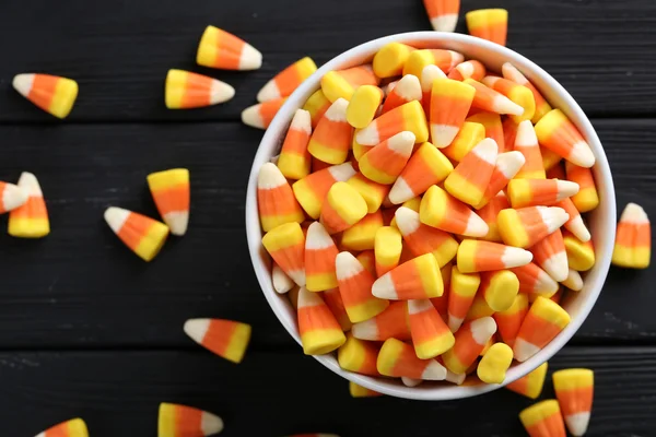 Callos de caramelo de Halloween en bowl — Foto de Stock