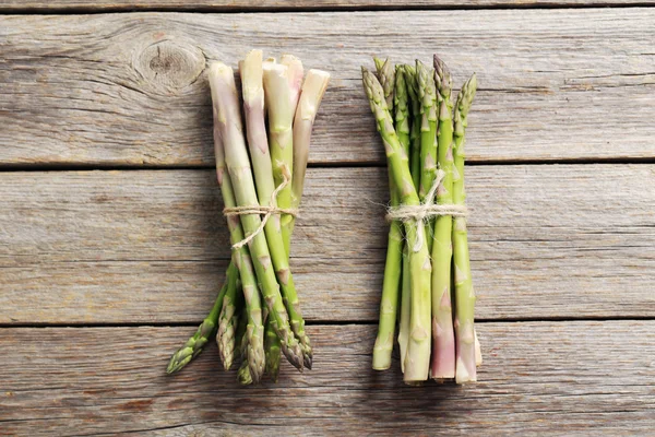 Asperges vertes fraîches — Photo