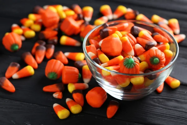 Callos de caramelo de Halloween en bowl —  Fotos de Stock