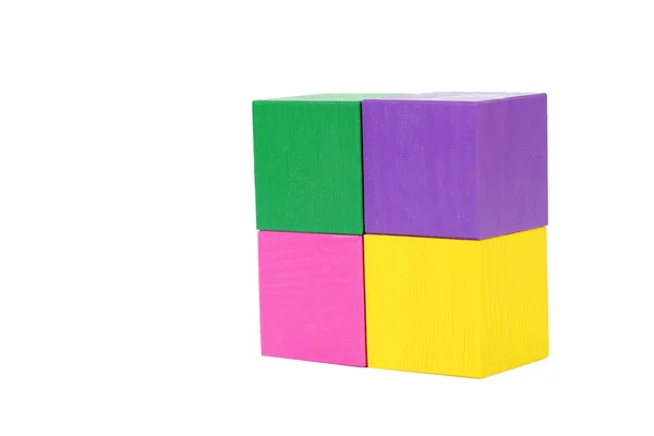 Kleurrijke houten speelgoed kubussen — Stockfoto