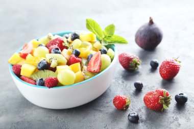 Taze Meyve Salatası 