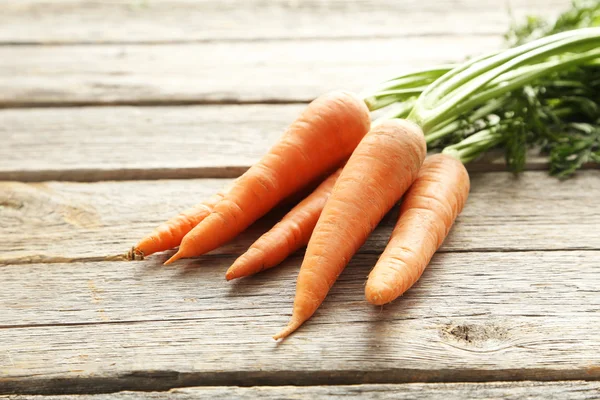 Frische und süße Karotten — Stockfoto