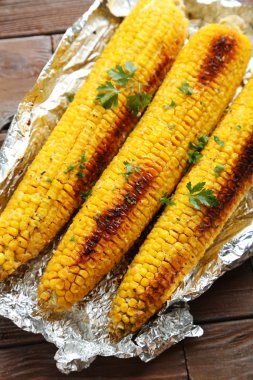 Izgara mısır koçanı. 