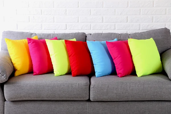 https://st2.depositphotos.com/4278641/12153/i/450/depositphotos_121531784-stock-photo-colorful-pillows-on-sofa.jpg