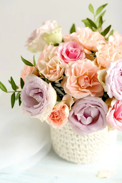 Μπουκέτο με όμορφα τριαντάφυλλα — Φωτογραφία Αρχείου