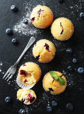 yaban mersini ile lezzetli muffins