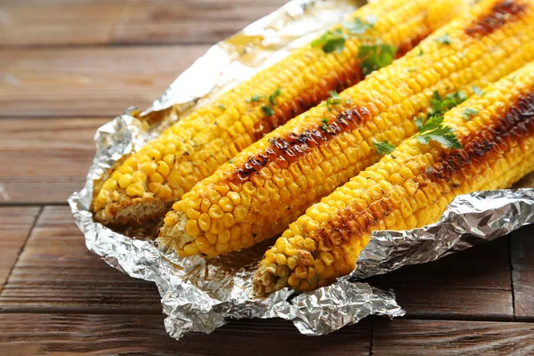 Grilled corn cobs — Stock Photo, Image