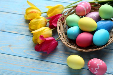 Laleli Paskalya yumurtaları 