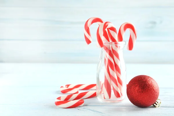 Bastones de caramelo de Navidad —  Fotos de Stock