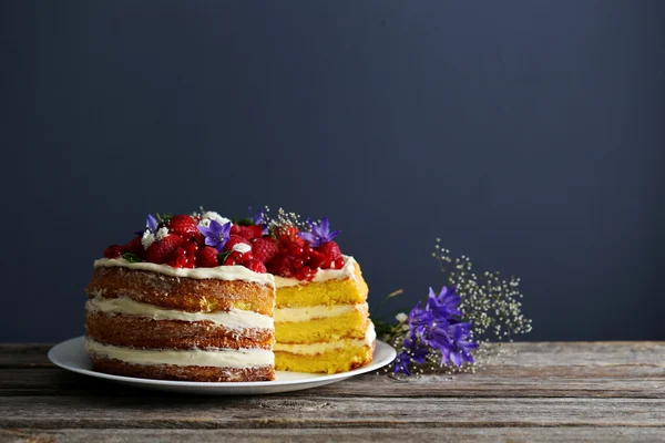 Torta di biscotti con bacche — Foto Stock