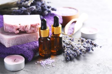 Lavanta yağı sabunu ile