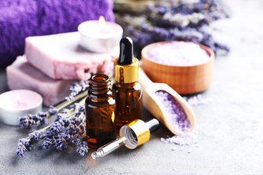 Lavanta yağı sabunu ile