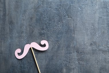 Kağıt bıyık bir sopa 