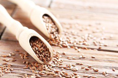 kahverengi keten tohumu 