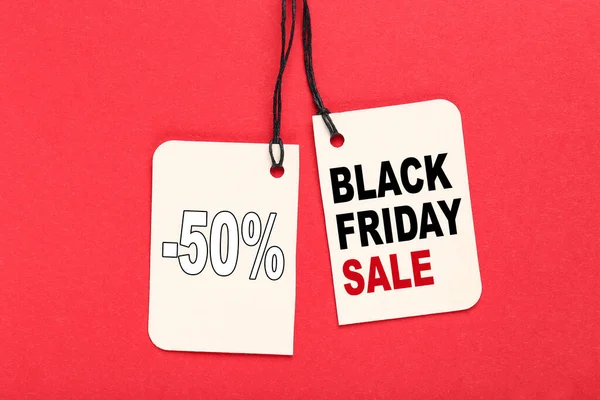 Etichetă Vânzare Text Black Friday Vânzare Fundal Roșu — Fotografie, imagine de stoc
