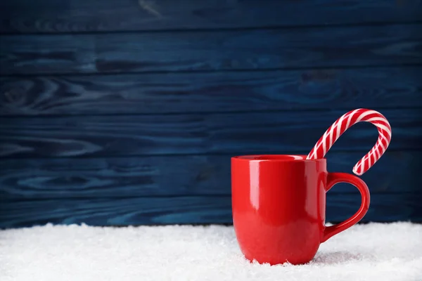 Christmas Drink Cup Candy Cane Blue Wooden Background — Stock Photo, Image