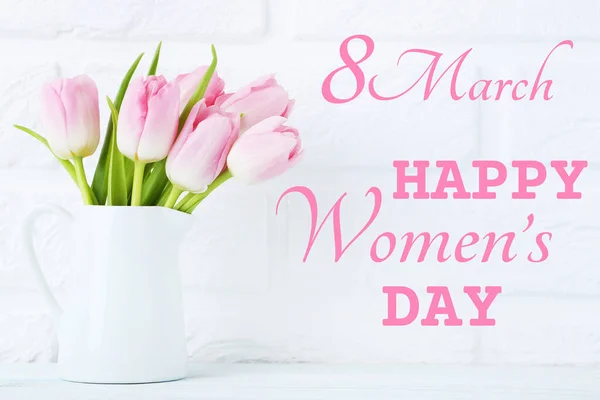 Bukiet Tulipanów Dzbanku Tekstem Happy Womens Day Tle Cegły Ściany — Zdjęcie stockowe