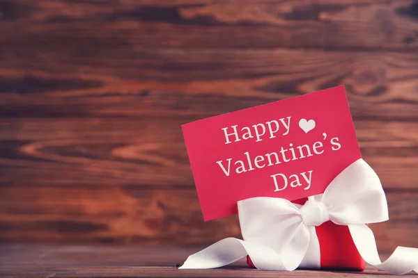 Caja Regalo Papel Con Texto Feliz Día San Valentín Sobre — Foto de Stock