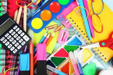 farklı okul malzemeleri