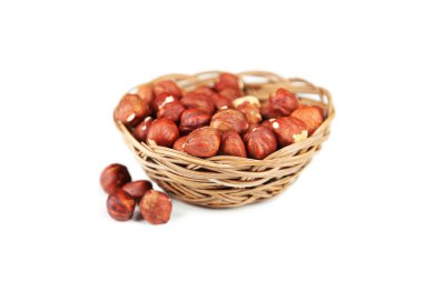 fındık sepeti izole