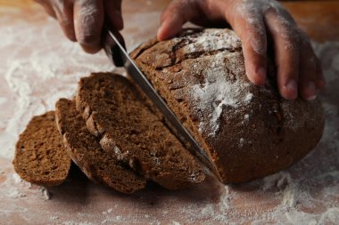 Erkek Dilimleme ekmek eller