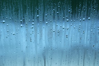 Cam damla kadar dumana