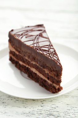 karanlık çikolatalı kek