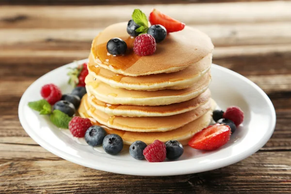 Pannenkoeken met bessen — Stockfoto