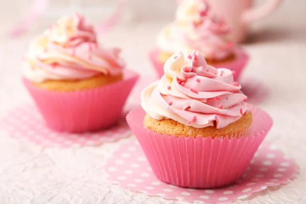 Tasty sweet cupcakes — Stock Photo, Image