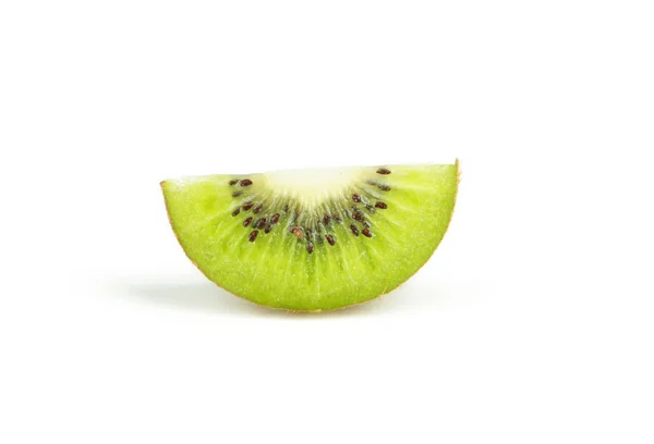 Rebanada de kiwi aislado — Foto de Stock