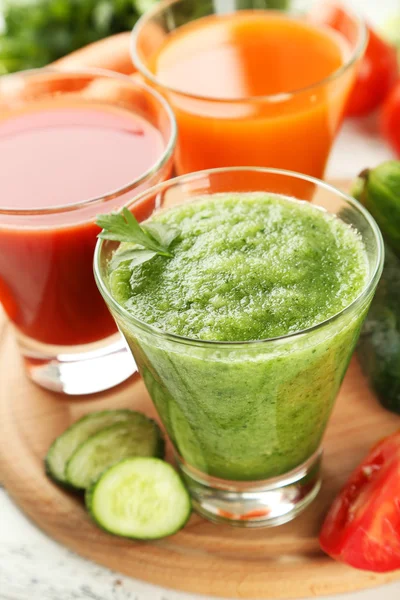 Tomato, carrot and cucumber juice — Stock Photo, Image