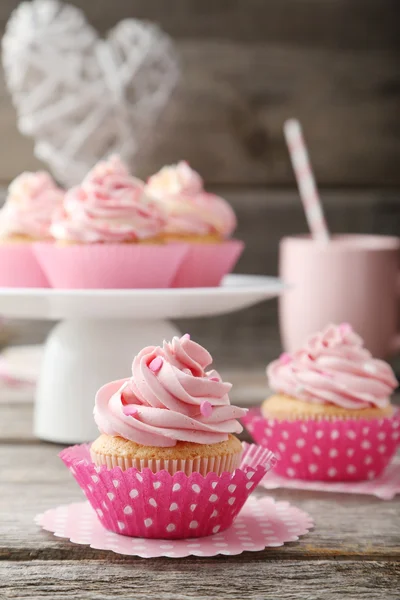 Tasty sweet cupcakes — Stock Photo, Image