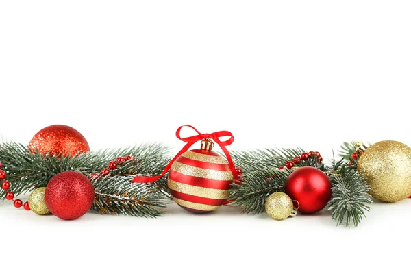 Ramo da árvore de Natal com bolas — Fotografia de Stock
