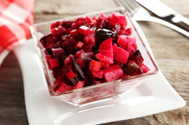 Pancar salatası temiz kase