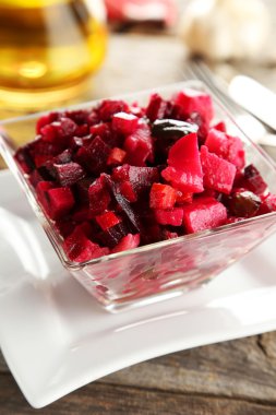 Pancar salatası temiz kase