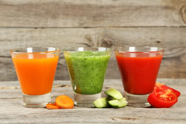 Tomato, carrot and cucumber juice — Stock Photo, Image