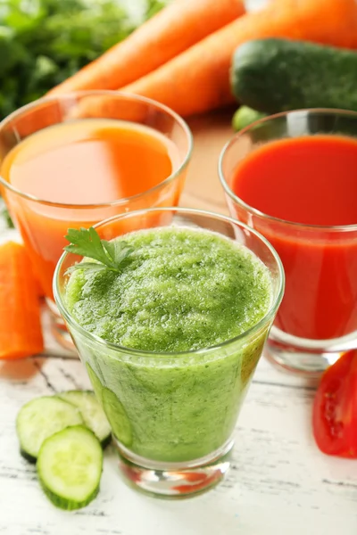 Fresh tomato, carrot and cucumber juice — Stock Photo, Image