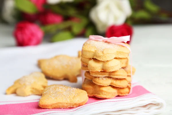 Dolci biscotti sul tovagliolo — Foto Stock