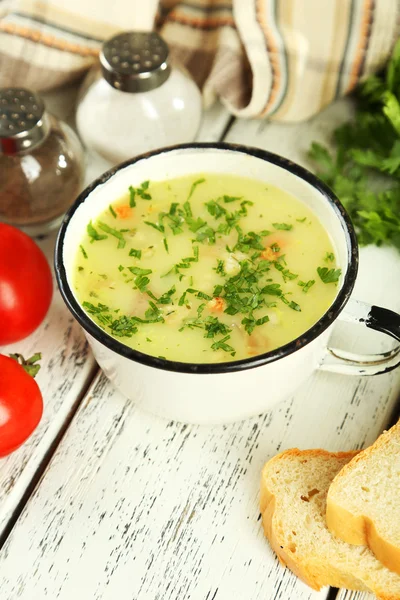 Tasse leckere Suppe — Stockfoto