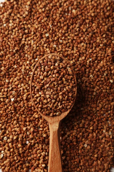 Tahta kaşıkta karabuğday