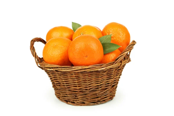 Ripe mandarins in basket — Stock Photo, Image
