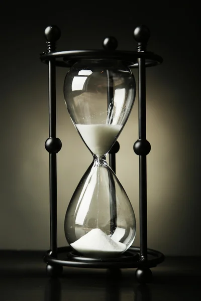 Vintage black hourglass — Stock Photo, Image