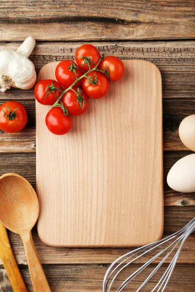 Tablero para menú con tomates — Foto de Stock