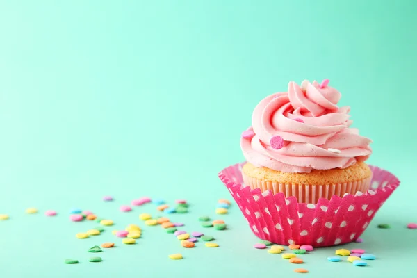 Tasty sweet cupcake — Stock Photo, Image